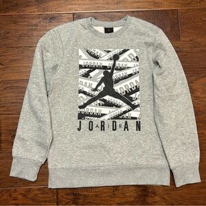 🌿 NWOT Nike Air Jordan Grey Graphic Crewneck | Youth L (12–13)